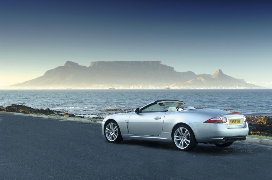  Jaguar XK Convertible 2009 года  (фото 23 из 43)